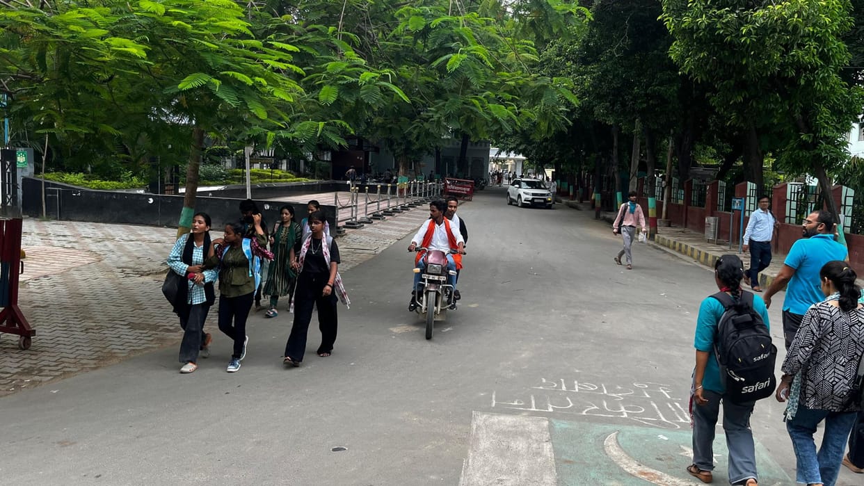 115 students got admission in Kashi Vidyapeeth Counseling done for eight courses in varanasi