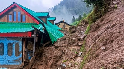 Kathua Cloudburst Update People Rushed to Save Lives as Strong Water Current Hit While Sleeping