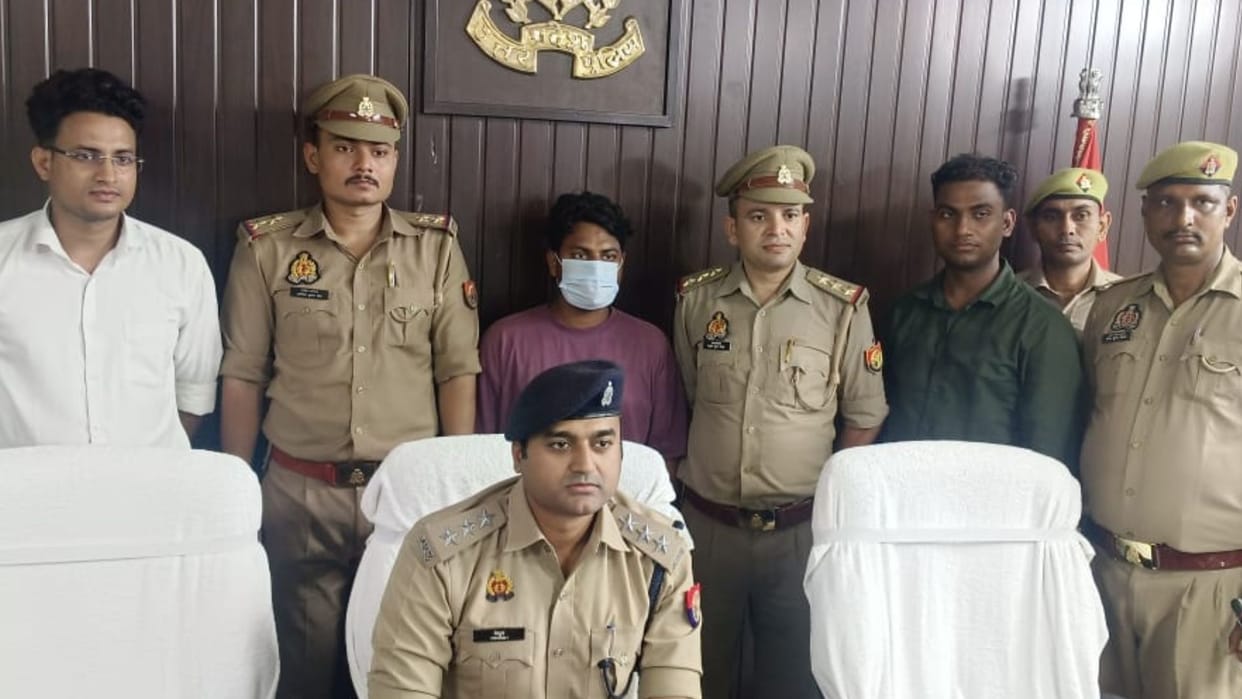 UP Crime Another accused of selling SIM cards to cyber criminals arrested cyber cell and police caught