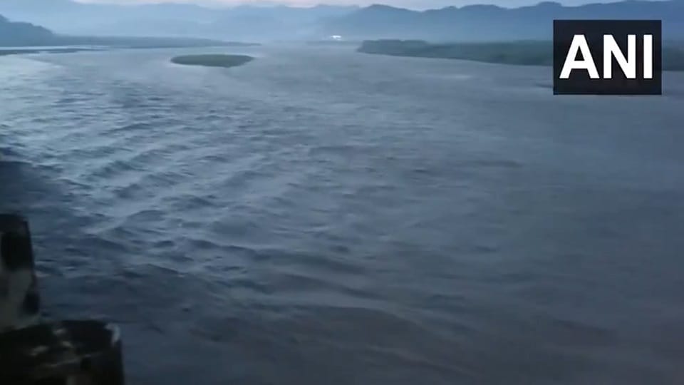 Flood Alert in Delhi Water in Yamuna River Rain in mountain Flood in Yamuna river