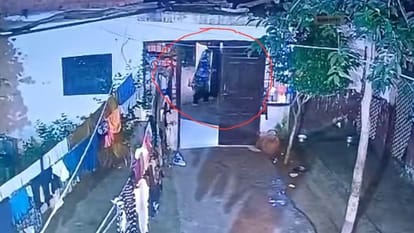 Baghpat: he girl hid her 11 month old child in the bed, he died due to suffocation