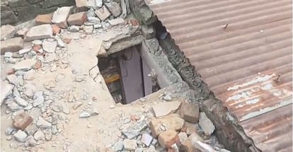 Thousands of goods stolen by cutting the roof of the shop, thieves committed the crime at midnight