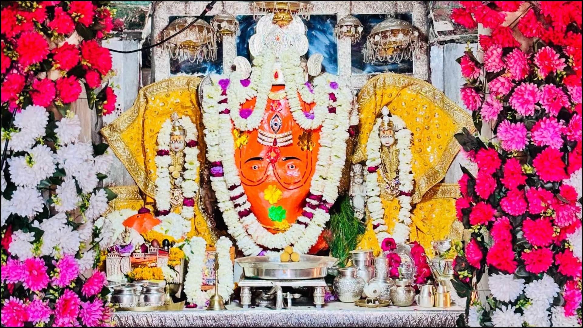 Ganesh Chaturthi 2025 Most Famous Ganpati Temples Across India You Must Visit During Ganesh Utsav