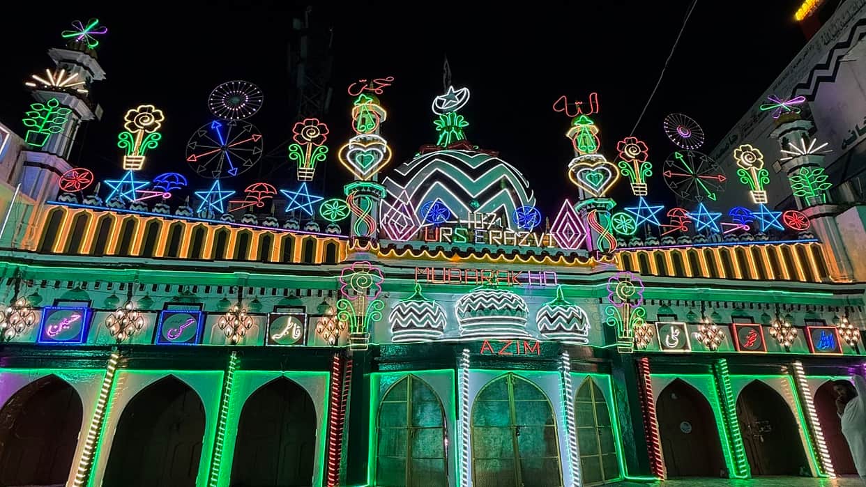 Urs-e-Razvi Date changed due to sawan somvar in Bareilly