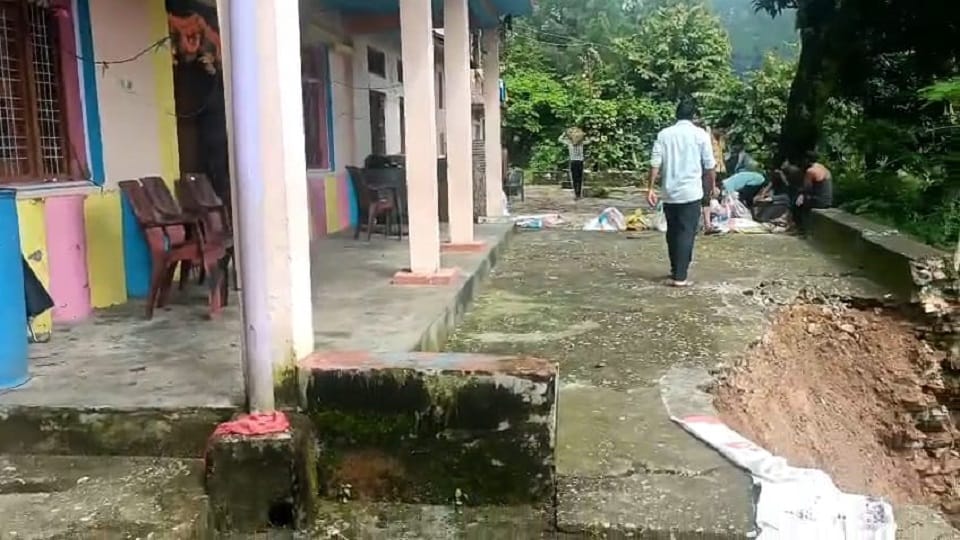 villagers living near the mines are facing the danger of their houses collapsing Due to mining in bageshwar
