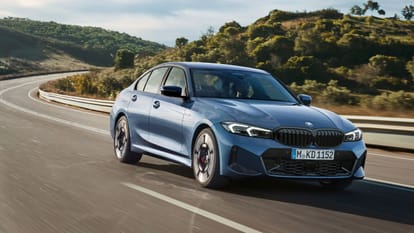 BMW 3 Series के पूरे हुए 50 साल