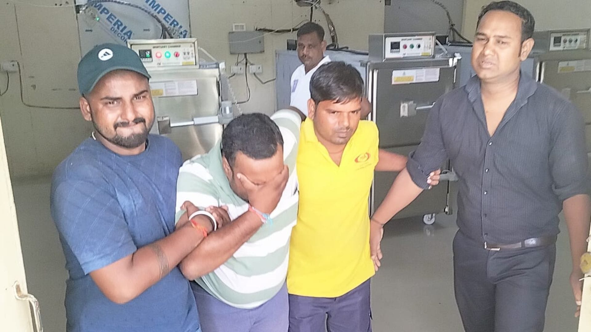 Ghazipur school Student murder weeping mother says person who killed our innocent son should be punished
