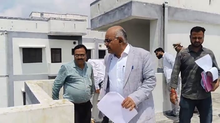 Kanpur Construction of Saadh police station building is incomplete DM reprimanded him