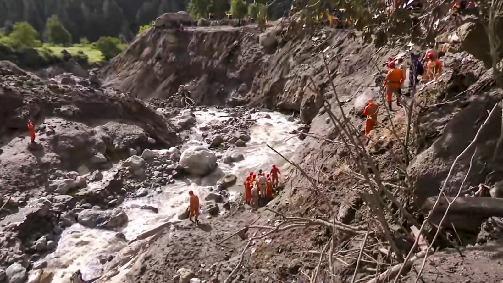Kishtwar Cloudburst Ground Report Search operation continues for people trapped under debris