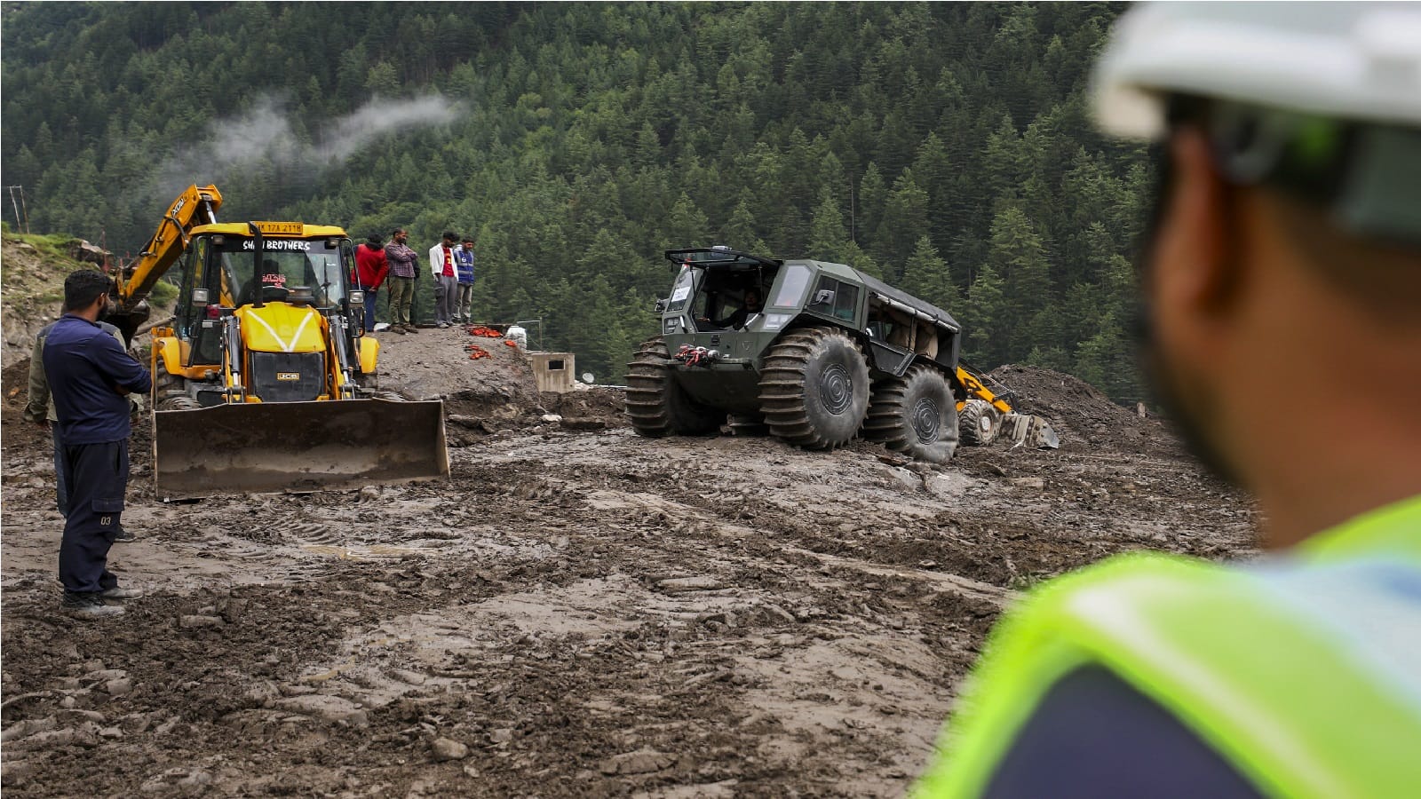 Kishtwar Cloudburst Ground Report Search operation continues for people trapped under debris