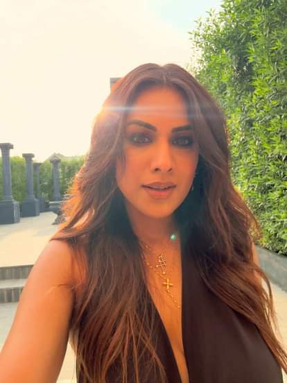 निया शर्मा