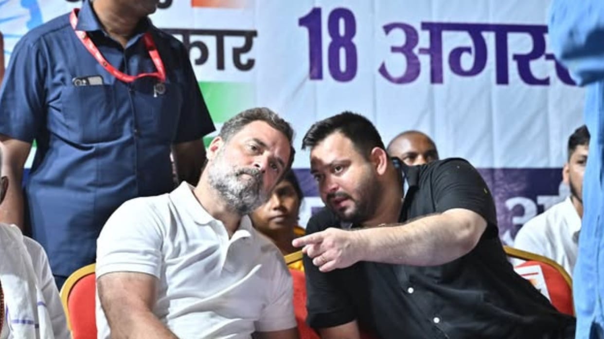 Bihar Election 2025 Tejashwi Yadav Vows to Make Rahul Gandhi Prime Minister in Voter Adhikar Yatra