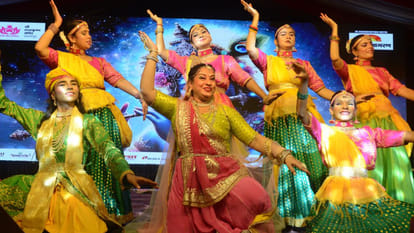 Kanpur: Janmashtami festival organized at JK temple