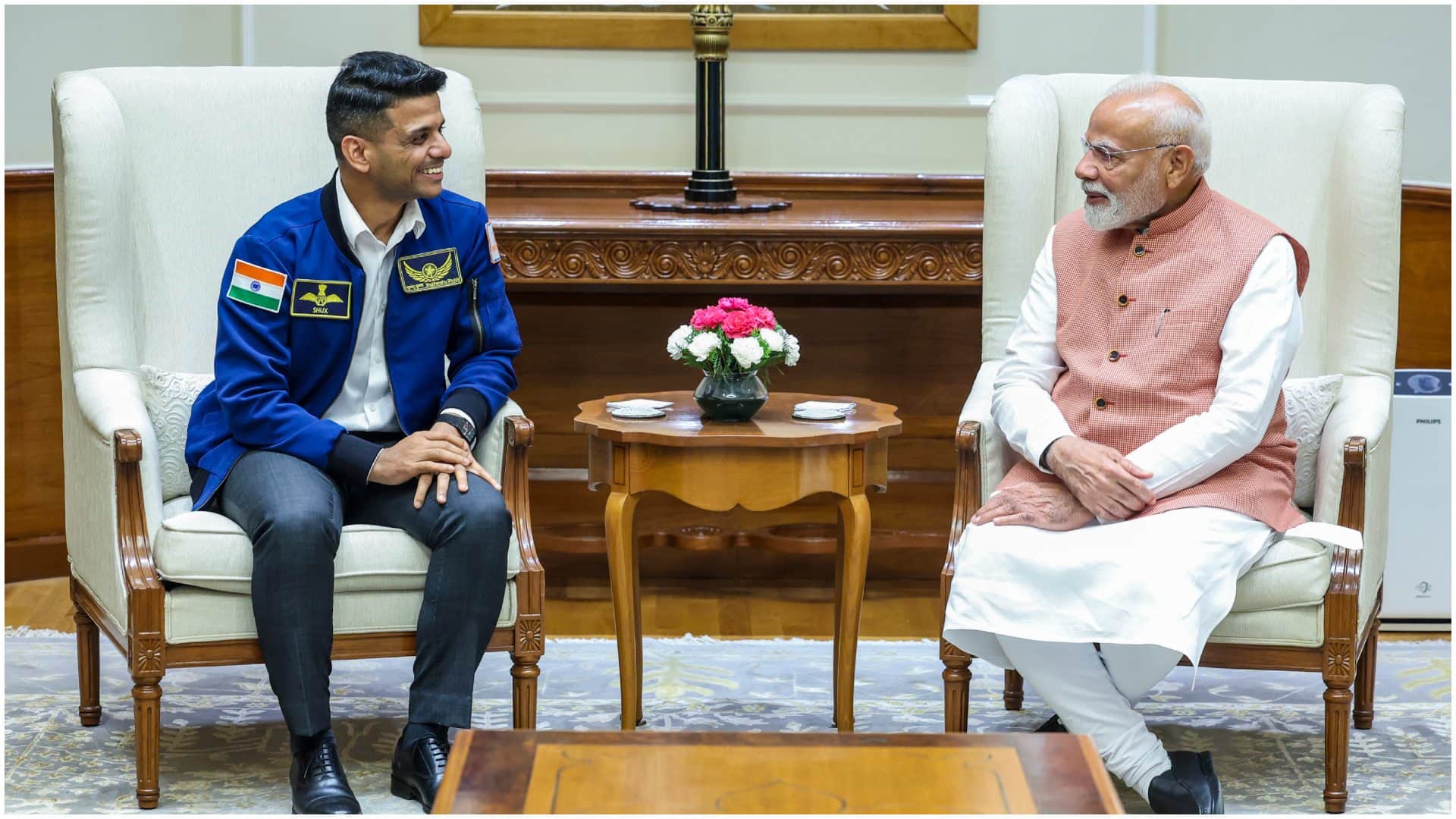 Prime Minister Narendra Modi wonderful conversation with Shubhanshu Shukla Do watch