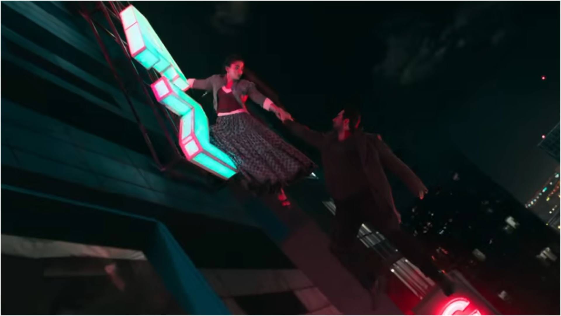 Thamma Movie Day 1 Box Office Collection Report: s Ayushmann Khurrana and Rashmika Mandanna film Earning