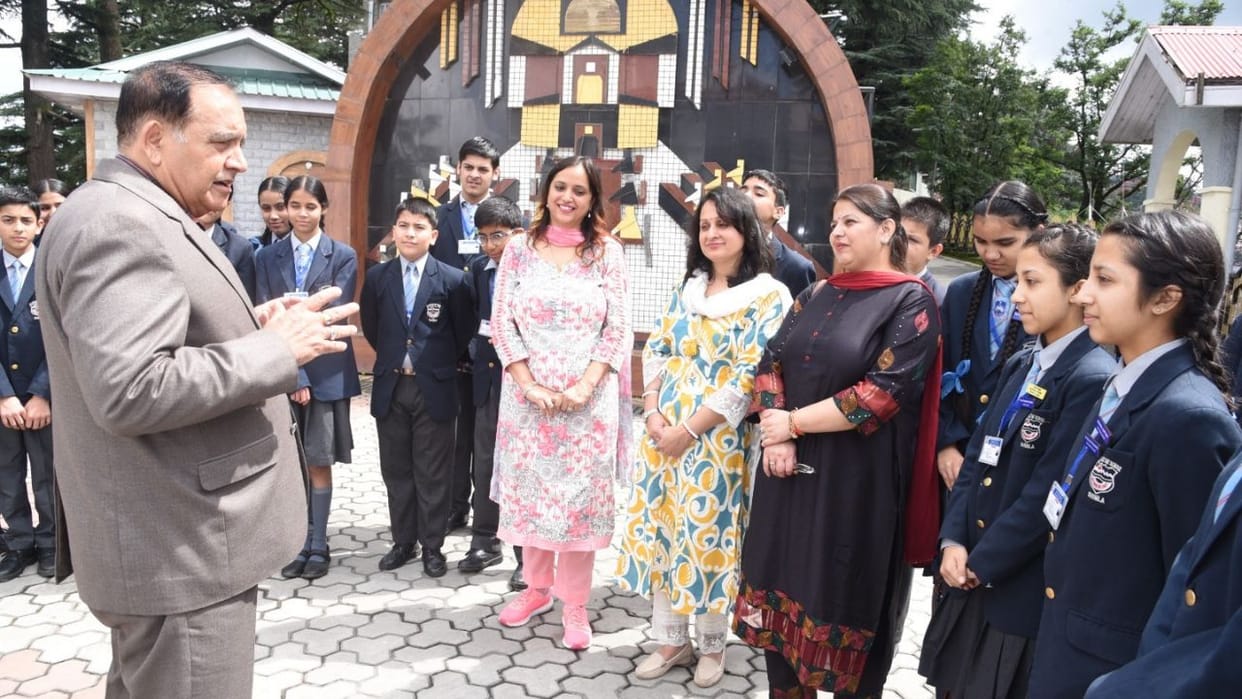 Himachal Vidhansabha Monsoon Session School students reached to watch the proceedings Pathania asked questions