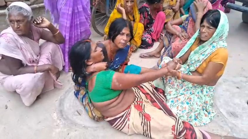 Bihar News: Woman dies during delivery in private clinic, family creates ruckus