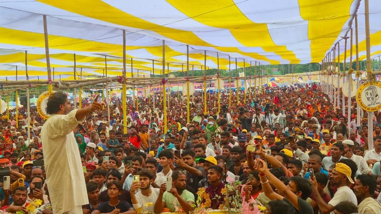 Bihar: नीतीश-तेजस्वी से आगे बढ़कर प्रशांत किशोर का एलान, कहा- सरकार बनी तो इतनी देगी मासिक पेंशन