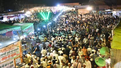 Urs-e-Razvi ulema gave massage protect yours daughters-in-law and daughters