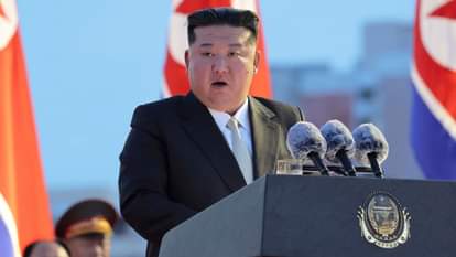 उत्तर कोरियाई नेता किम जोंग