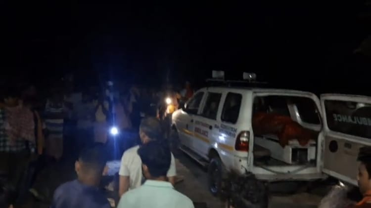 Bihar news : नौ दिन से लापता विवाहिता का शव बरामद, आक्रोशित परिजनों ने लड़के के दरवाजे पर किया अंतिम संस्कार