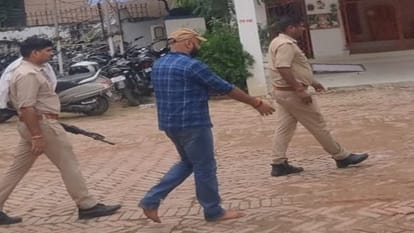 On the indication of block pramukh Sushil, the car used in the incident was recovered