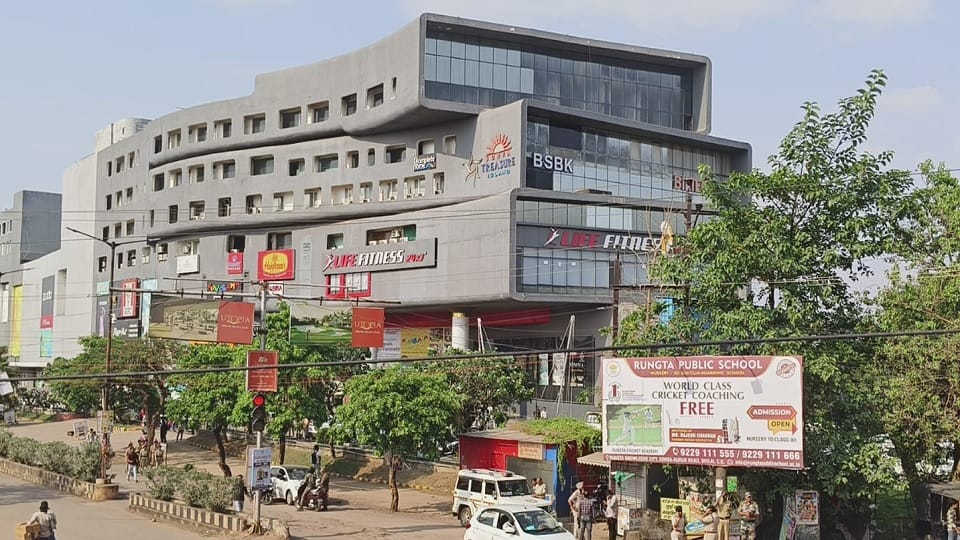 Police raid on Spa Center in Durg