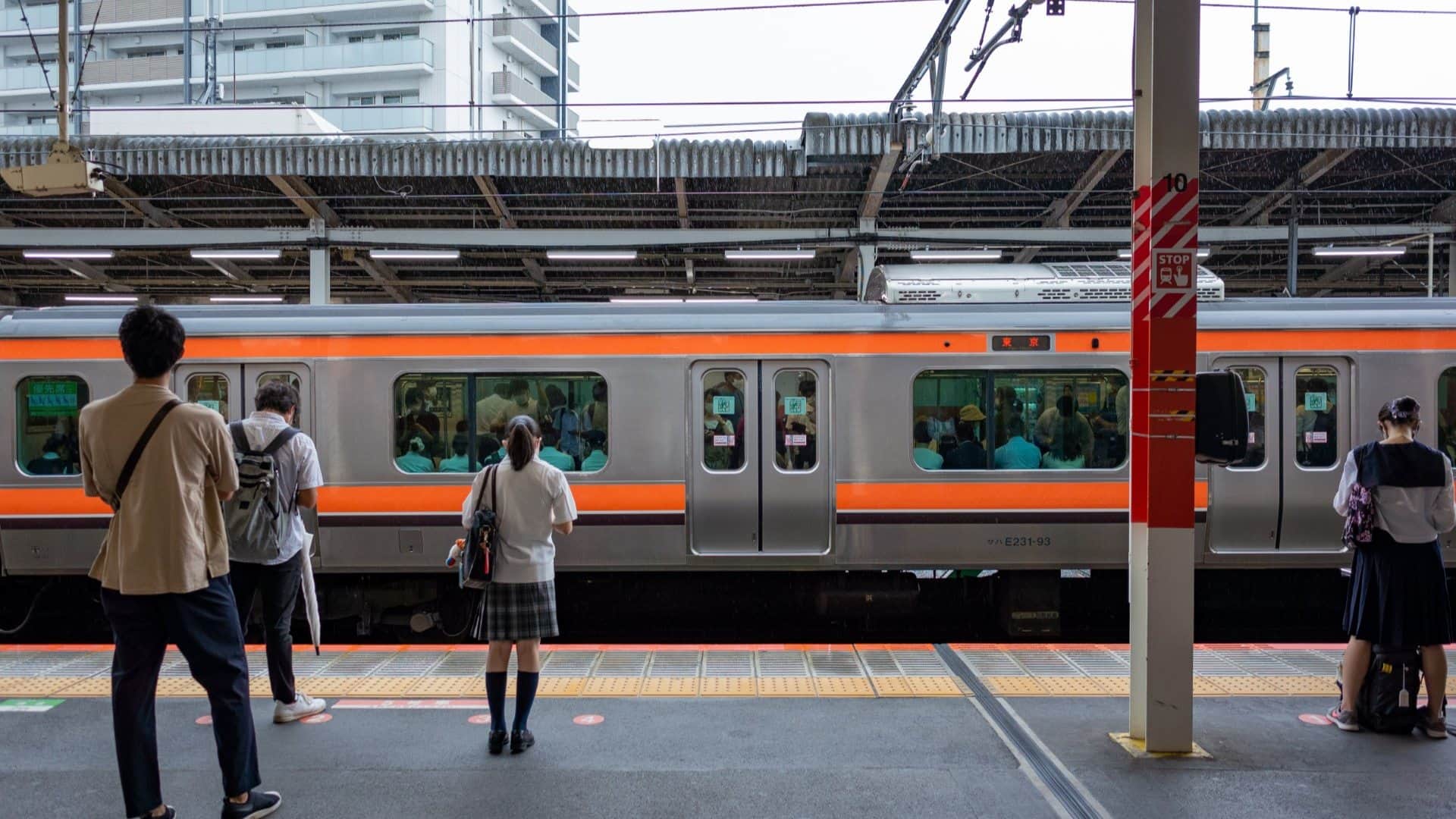 Japanese Trains never delay beyond 30 seconds Know amazing facts about Train Punctuality in Japan