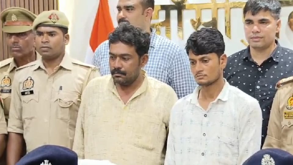 Jhansi Murder Case former village head had made a deal to chop his girlfriend into pieces for Rs one lakh