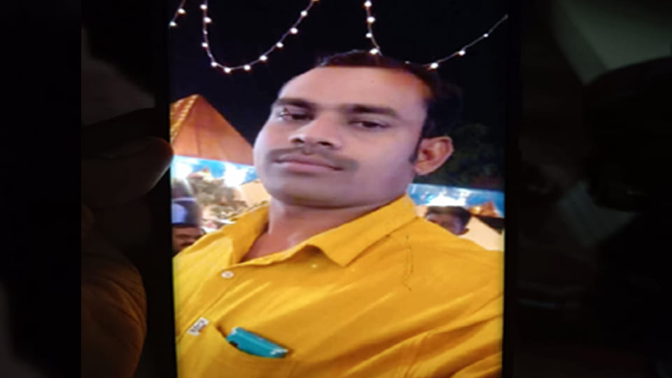 Kanpur: General store trader commits suicide by shooting himself in the temple with a pistol