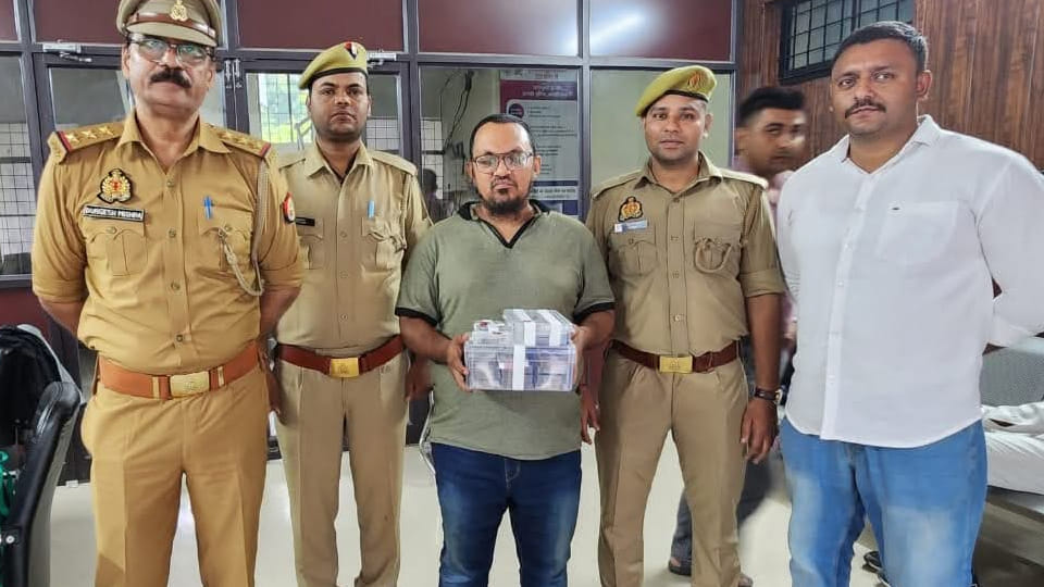 Kanpur: Rs 42 lakhs withdrawn from fund by changing SIM linked to bank, arrested