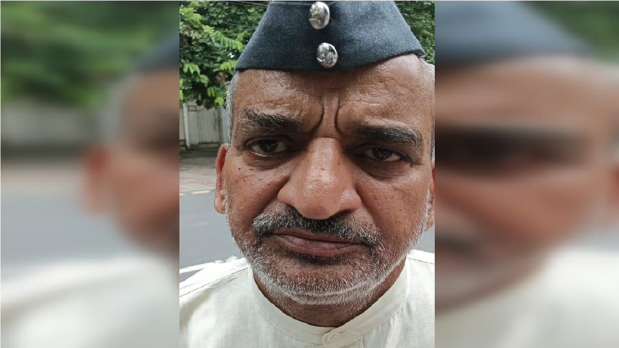 Retired soldier reached CM's public court and consumed poisonous substance