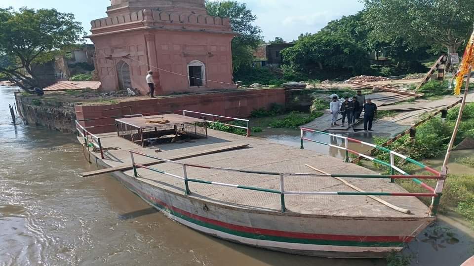 Yamuna Cross Danger Mark Anytime Administration alert