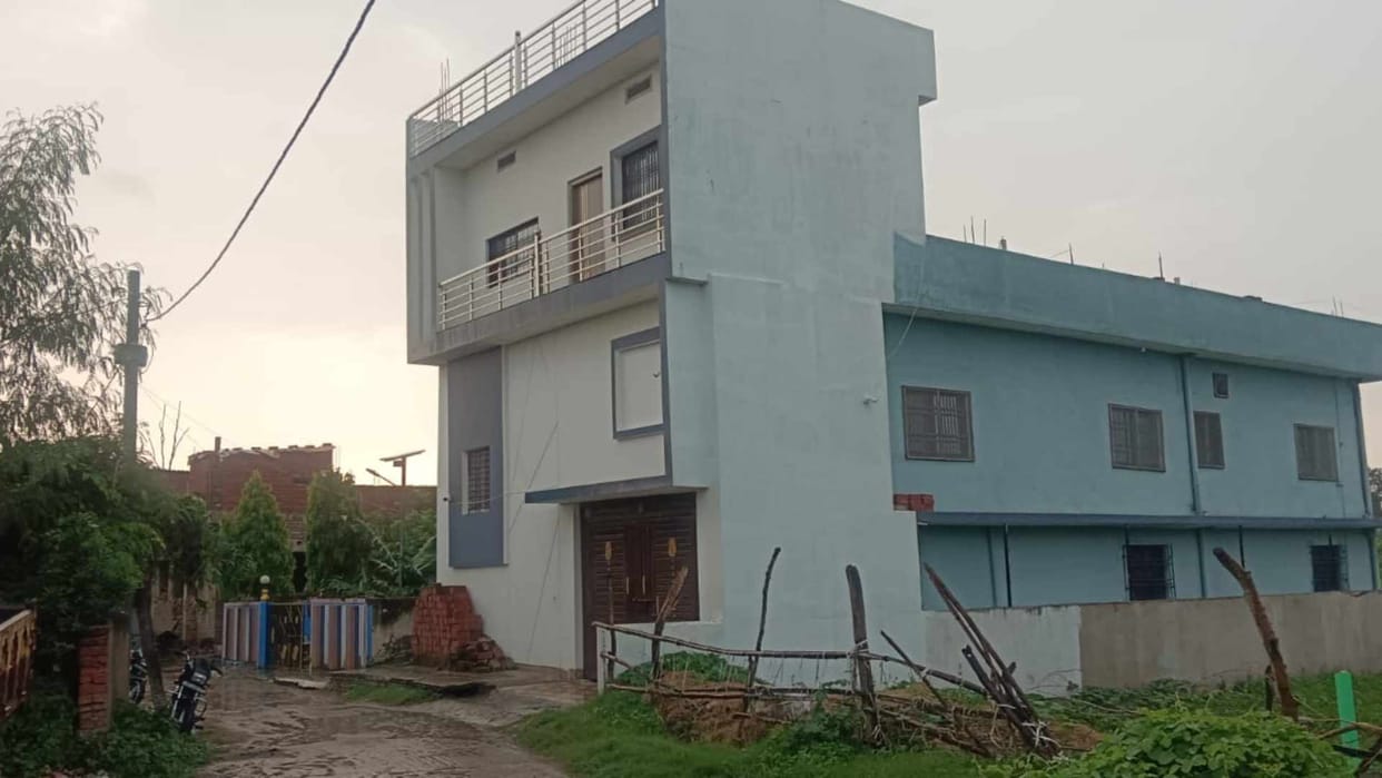 EOU clamps down on Bhagalpur's registration officer Illegal property worth crores exposed