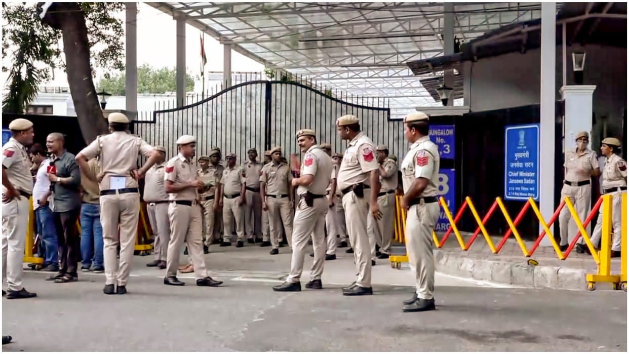 CM Rekha Gupta Attack: Delhi police detain accused's friend, tracks 10 others Know all about it