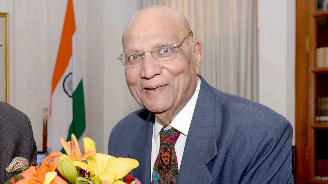 NRI industrialist Lord Swaraj Paul dies in London
