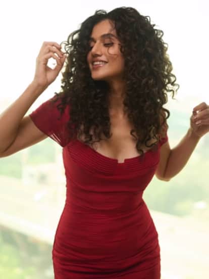 तापसी पन्नू