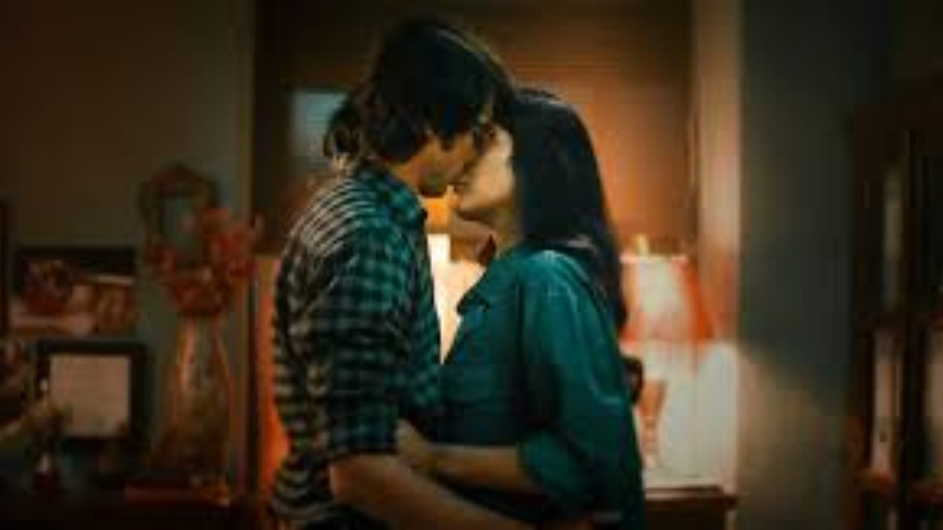 Watch Best Horror Movies on OTT Kajol’s Maa Andhera Tooth Pari Ghoul Typewriter Betaal