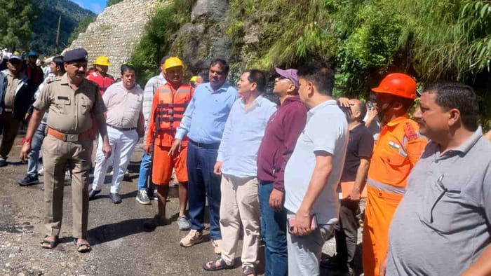 Uttarkashi lake formed in Yamuna river due to debris NDRF SDRF Health Revenue Police team and DM reached spot