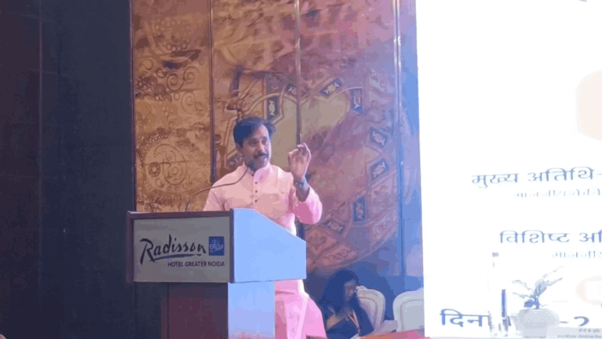 up Cabinet Minister Anil Rajbhar participated in Rozgar Mission Industry Connect program