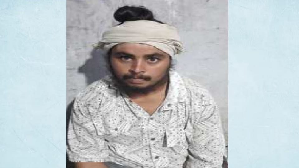 Moradabad: Fell in love with a girl from Devriya in a factory, converted to Islam and got married in court
