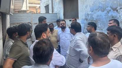 बोर्ड के अध्यक्ष अली जैदी