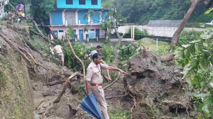 Chamoli Cloudburst people missing market destroyed by debris SDRF NDRF personnel deployed Watch Photos