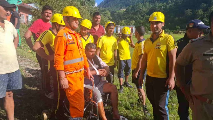 Chamoli Cloudburst live: बादल फटने से तबाही, एक युवती का शव मिला, घायलों का हेली सेवा से किया जा रहा रेस्क्यू