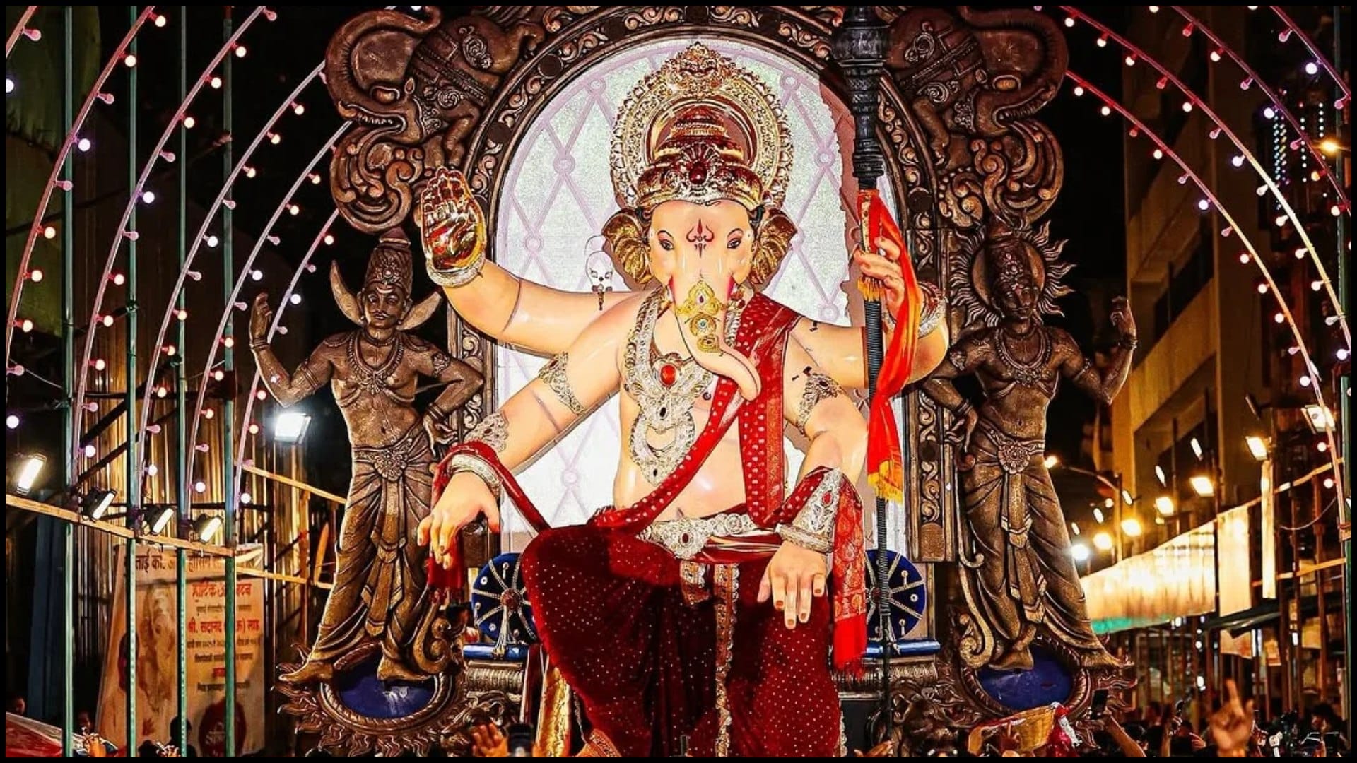 Ganeshotsav 2025 Famous Ganpati Pandals To Visit  In Maharashtra