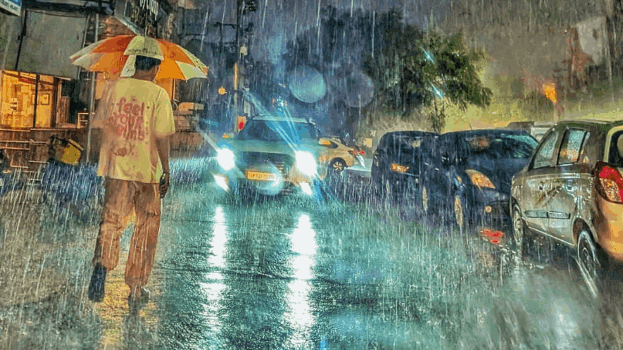 Delhi ncr Rain Photos Due to rain waterlogging and traffic jam