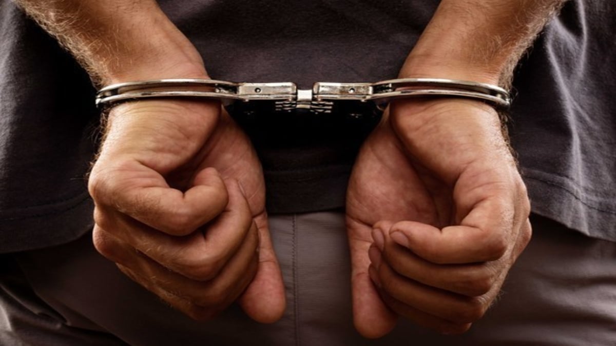 गुजरात पुलिस की ताबड़तोड़ कार्रवाई: रेलवे स्टेशन पर लूट, कुछ ही घंटे में दबोचे लुटेरे; ₹4 करोड़ का सोना बरामद