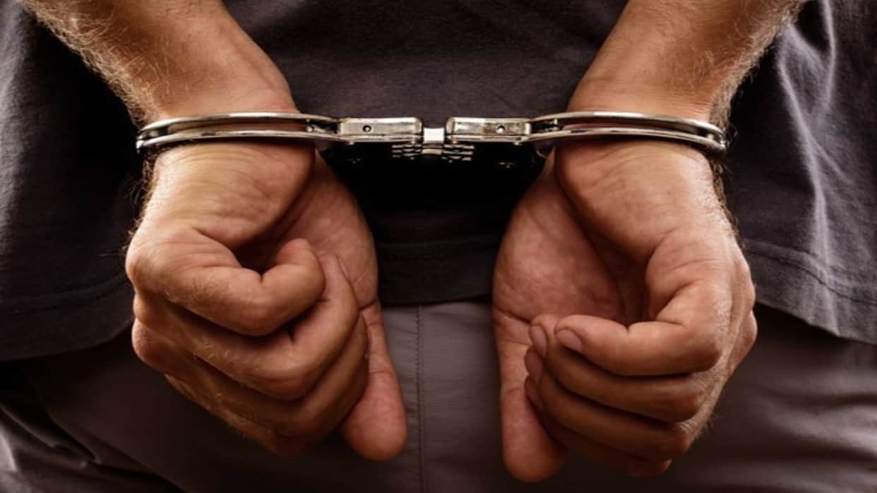Several pakistani fishermen caught in sir creek in kutch gujarat, boat seized