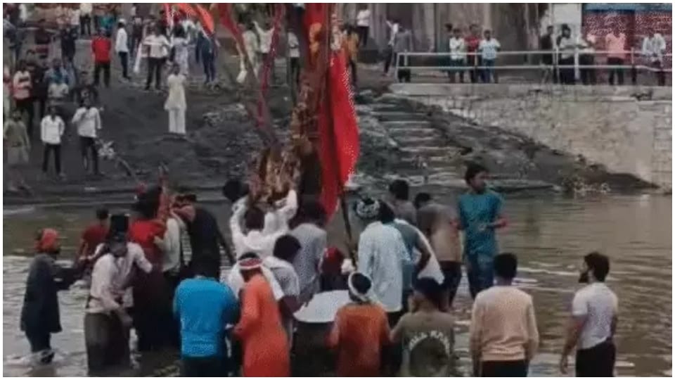 MP Bloody Tradition: more than 700 Injured in Gotmar Fair in Pandhurna 2 Critical