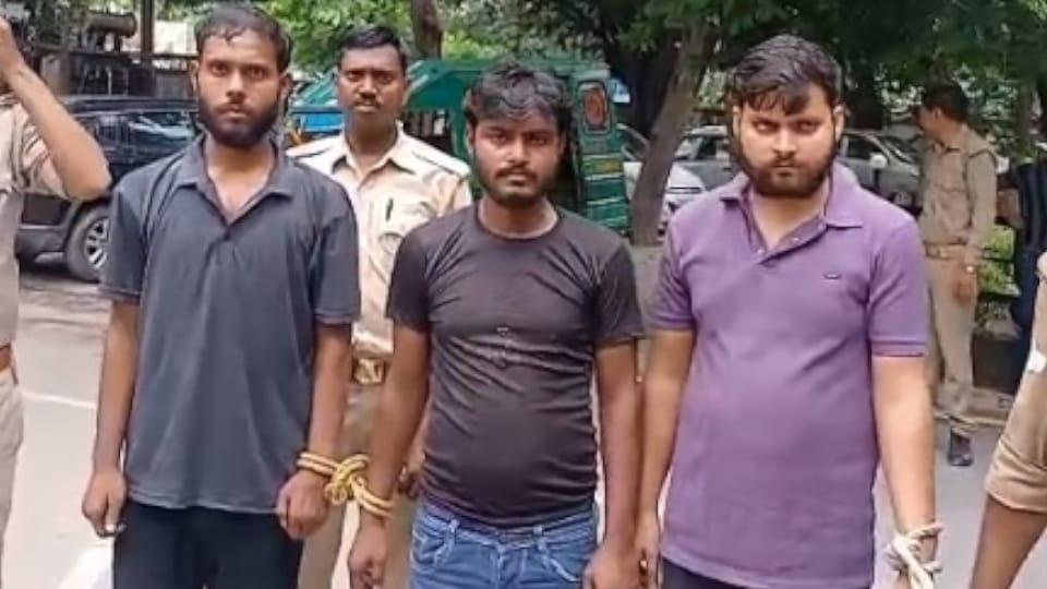 Kanpur Murder Case travel agency owner had committed murder due to his love affair with his sister